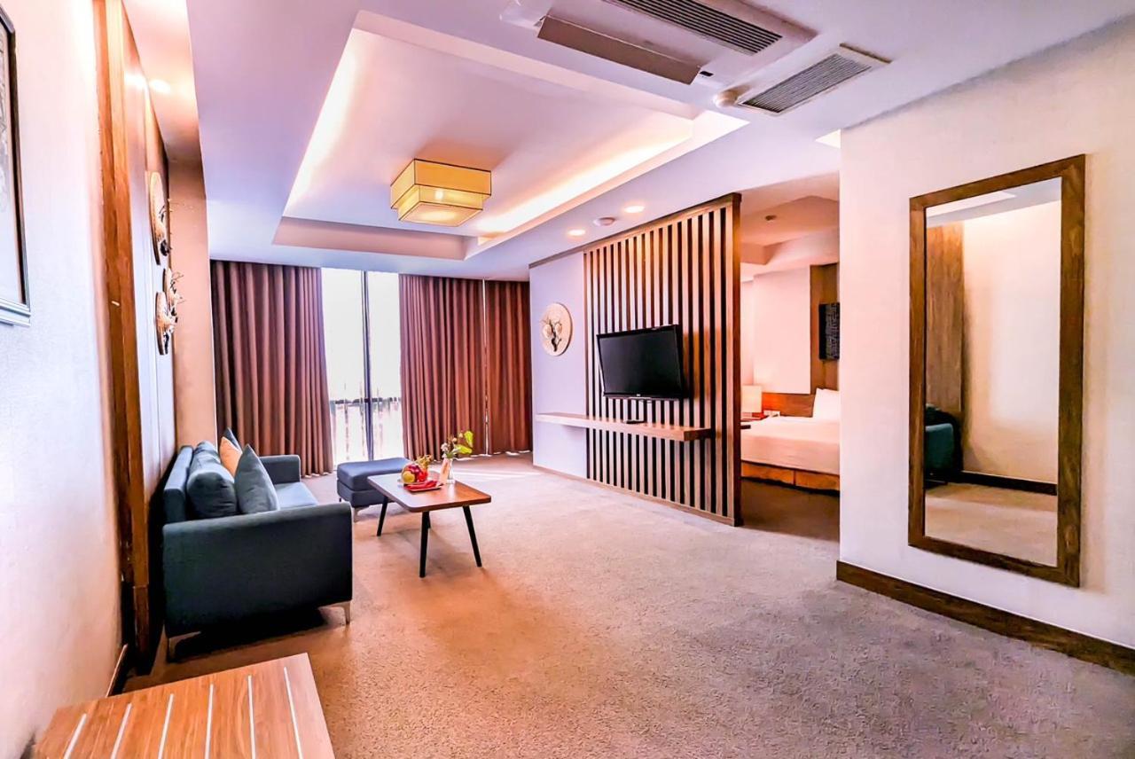 Muong Thanh Grand Xa La Hotel Hanoi Exterior photo